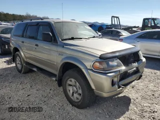 2002 Mitsubishi Montero Sport XLS with VIN JA4MT31R42J055453, listed as a Copart auction lot 49304455 with 137,106 mi miles and Salvage Title. Bid and sale history available at carsss.com. Image 4.