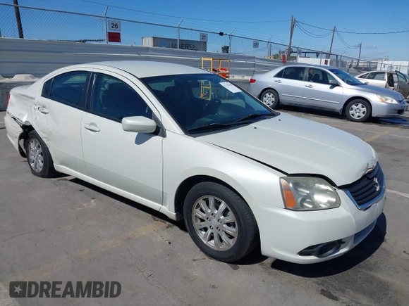 2009 Mitsubishi Galant ES z VIN 4A3AB36F39E018310, wystawiony jako IAAI lot #41709468 z przebiegiem 190 710 mil mil oraz . Historia ofert i sprzedaży dostępna na DreamBid. Obrazek 1.