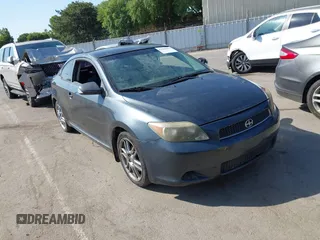 2006 Scion tC z VIN JTKDE177X60134317, wystawiony jako IAAI lot #42460412 z przebiegiem 179 210 mil mil oraz . Historia ofert i sprzedaży dostępna na DreamBid. Obrazek 1.