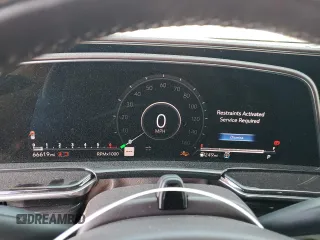 2021 Cadillac Escalade Sport Platinum z VIN 1GYS4GKL0MR326986, wystawiony jako Copart lot #72962774 z przebiegiem 66 619 mil mil oraz Szkoda całkowita • Salvage title. Historia ofert i sprzedaży dostępna na DreamBid. Obrazek 9.