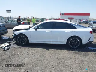 2024 Kia K5 GT-Line z VIN 5XXG64J20RG234249, wystawiony jako IAAI lot #41823685 z przebiegiem 33 168 mil mil oraz . Historia ofert i sprzedaży dostępna na DreamBid. Obrazek 14.