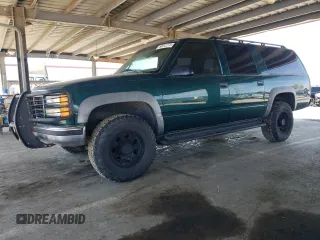1999 GMC Suburban with VIN 3GKGK26J4XG508566, listed as a Copart auction lot 50612775 with 102,824 mi miles and Clean Title. Bid and sale history available at carsss.com. Image 1.