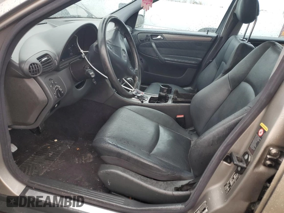 2004 Mercedes-Benz C 320 with VIN WDBRF64J44F512132, listed as a Copart auction lot 45532205 with 151,645 mi miles and Salvage Title. Bid and sale history available at DreamBid. Image 7.