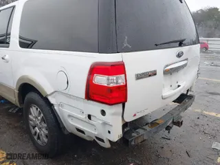 2010 Ford Expedition EL XLT with VIN 1FMJK1H59AEB68949, listed as a IAAI auction lot 41433638 with 299,349 mi miles. Bid and sale history available at carsss.com. Image 6.