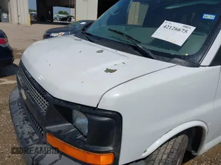 2008 Chevrolet Express Cargo with VIN 1GCFG15X881164040, listed as a IAAI auction lot 42126675 with 470,471 mi miles and . Bid and sale history available at DreamBid. Image 6.