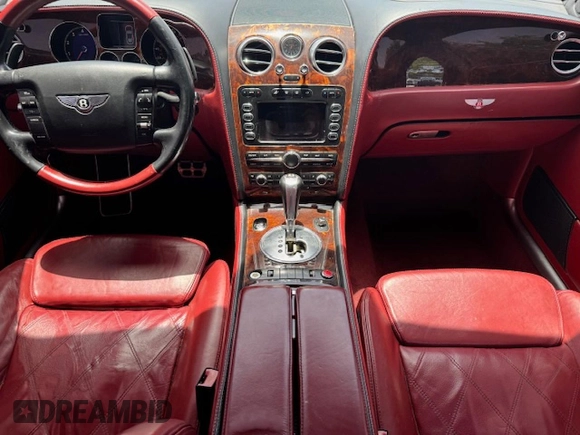 2006 Bentley Flying Spur z VIN SCBBR53W96C031785, wystawiony jako Copart lot #61819345 z przebiegiem 58 606 mil mil oraz Szkoda całkowita • Salvage title. Historia ofert i sprzedaży dostępna na DreamBid. Obrazek 7.