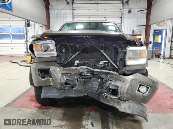 2015 GMC Sierra 2500HD Denali with VIN 1GT120EG6FF619065, listed as a Copart auction lot 83321254 with 120,628 mi miles and Salvage title. Bid and sale history available at DreamBid. Image 5.