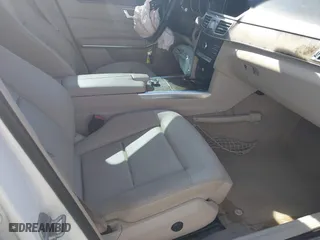 2016 Mercedes-Benz E-Class E 350 Sport with VIN WDDHF5KB2GB232214, listed as a IAAI auction lot 41723156 with 119,157 mi miles. Bid and sale history available at carsss.com. Image 5.