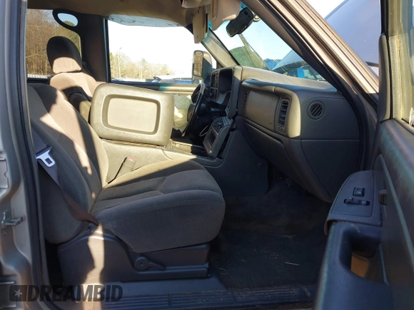 2006 Chevrolet Silverado 1500 LT1 with VIN 2GCEK13T461236238, listed as a IAAI auction lot 41406269 with 1 mi miles. Bid and sale history available at carsss.com. Image 5.