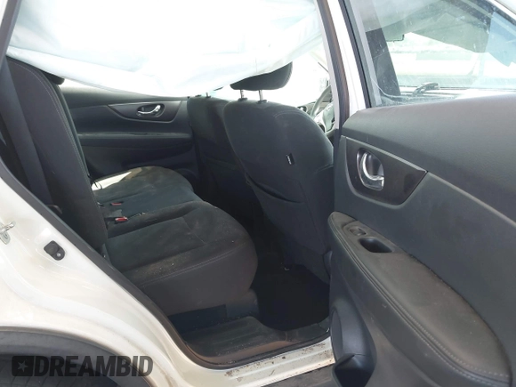 2016 Nissan Rogue SV with VIN KNMAT2MV0GP709770, listed as a IAAI auction lot 41676460 with 116,497 mi miles. Bid and sale history available at carsss.com. Image 8.