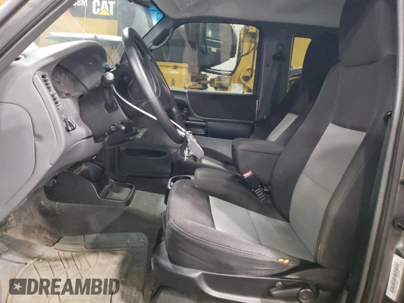 2004 Ford Ranger XL Fleet with VIN 1FTZR15E34PB17365, listed as a Copart auction lot 54625005 with 117,227 mi miles and Salvage Title. Bid and sale history available at DreamBid. Image 7.