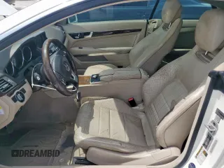 2014 Mercedes-Benz E 350 z VIN WDDKJ5KB9EF248551, wystawiony jako Copart lot #52093305 z przebiegiem 164 110 mil mil oraz Szkoda całkowita • Salvage title. Historia ofert i sprzedaży dostępna na DreamBid. Obrazek 7.