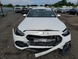 2024 Mercedes-Benz C 300 z VIN W1KAF4HB5RR155481, wystawiony jako Copart lot #60255224 z przebiegiem 5 045 mil mil oraz Szkoda całkowita • Salvage title. Historia ofert i sprzedaży dostępna na DreamBid. Obrazek 5.