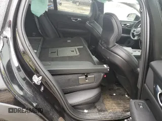 2020 Volvo V60 z VIN YV4102WK9L1044437, wystawiony jako Copart lot #47720533 z przebiegiem 18 092 mil mil oraz . Historia ofert i sprzedaży dostępna na DreamBid. Obrazek 10.