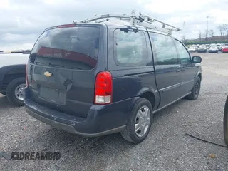 2008 Chevrolet Uplander Cargo with VIN 1GBDV13188D205751, listed as a IAAI auction lot 41917296 with 262,654 mi miles. Bid and sale history available at carsss.com. Image 4.