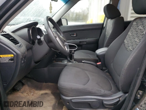 2011 Kia Soul + with VIN KNDJT2A22B7198811, listed as a Copart auction lot 47945175 with 297,493 mi miles and Salvage Title. Bid and sale history available at carsss.com. Image 7.