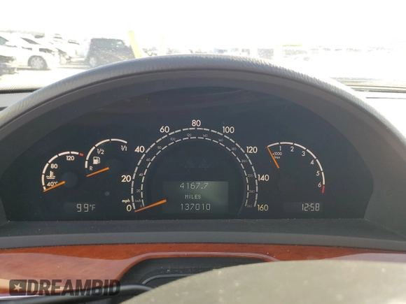 2005 Mercedes-Benz S-Class 4.3L with VIN WDBNG70J15A450985, listed as a Copart auction lot 71288714 with 137,010 mi miles and Salvage Title. Bid and sale history available at carsss.com. Image 9.