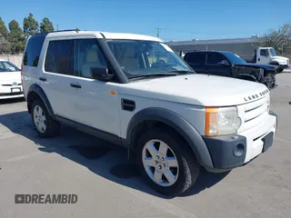 2005 Land Rover LR3 HSE with VIN SALAG25485A333581, listed as a IAAI auction lot 41937955 with 163,377 mi miles. Bid and sale history available at carsss.com. Image 1.