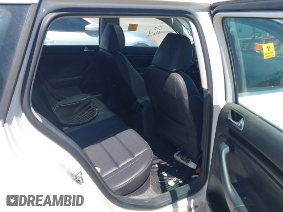 2011 Volkswagen Jetta TDI with VIN 3VWPL7AJ2BM645980, listed as a IAAI auction lot 42324480 with 70,757 mi miles and . Bid and sale history available at DreamBid. Image 8.