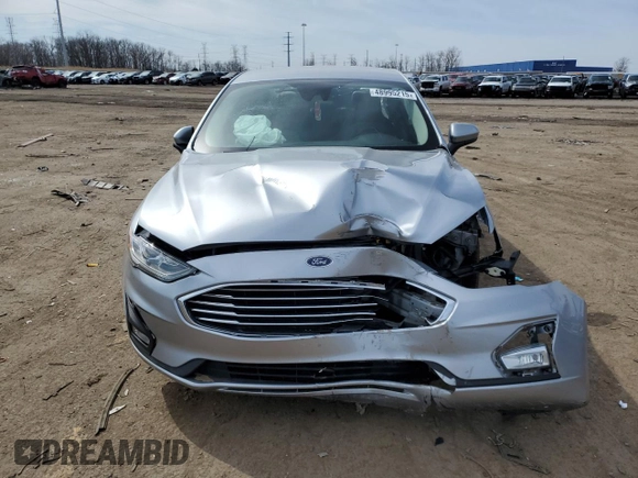 2020 Ford Fusion SE z VIN 3FA6P0HD1LR107923, wystawiony jako Copart lot #48995215 z przebiegiem 62 549 mil mil oraz Nie do naprawy • Non repairable. Historia ofert i sprzedaży dostępna na DreamBid. Obrazek 5.