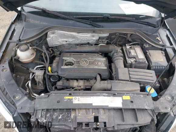 2017 Volkswagen Tiguan S with VIN WVGBV7AX9HK049420, listed as a IAAI auction lot 41838301 with 118,490 mi miles and . Bid and sale history available at DreamBid. Image 10.