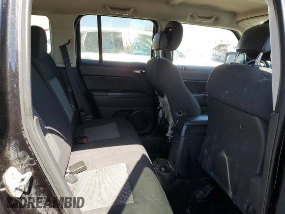 2010 Jeep Patriot Sport with VIN 1J4NF2GB6AD622212, listed as a Copart auction lot 52601705 with 218,001 mi miles and Clean Title. Bid and sale history available at carsss.com. Image 11.