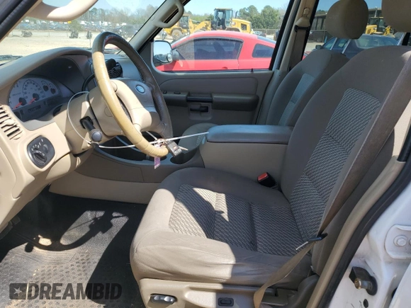 2005 Ford Explorer Sport Trac XLS с VIN 1FMZU67K45UA23931, выставлен на аукционе Copart как лот 50142435 с пробегом 202 358 миль миль и Списание • Salvage title. История ставок и продаж доступна на DreamBid. Изображение 7.
