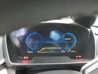 2015 BMW i8 z VIN WBY2Z2C50FV674256, wystawiony jako Copart lot #56895134 z przebiegiem 33 484 mil mil oraz Szkody całkowita. Historia ofert i sprzedaży dostępna na DreamBid. Obrazek 9.