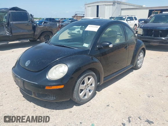 2007 Volkswagen Beetle with VIN 3VWRW31C27M506191, listed as a IAAI auction lot 42522294 with 154,172 mi miles and . Bid and sale history available at DreamBid. Image 2.