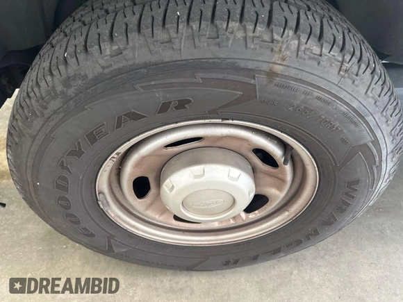 2017 Ford F-250 XL with VIN 1FTBF2A66HEE35528, listed as a IAAI auction lot 42613879 with 161,327 mi miles and . Bid and sale history available at DreamBid. Image 2.