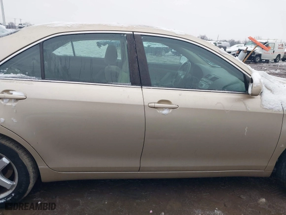 2010 Toyota Camry with VIN 4T4BF3EK8AR081084, listed as a IAAI auction lot 41565325 with 191,750 mi miles. Bid and sale history available at carsss.com. Image 13.