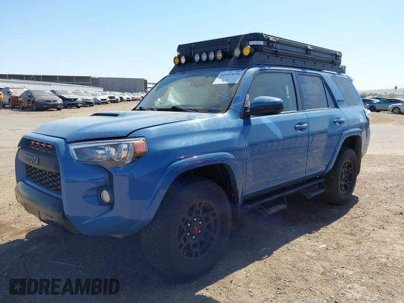 2018 Toyota 4Runner SR5 z VIN JTEBU5JR5J5488241, wystawiony jako IAAI lot #41997070 z przebiegiem 68 551 mil mil oraz . Historia ofert i sprzedaży dostępna na DreamBid. Obrazek 17.