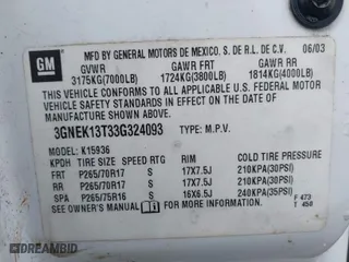 2003 Chevrolet Avalanche with VIN 3GNEK13T33G324093, listed as a IAAI auction lot 41524112 with 169,429 mi miles. Bid and sale history available at carsss.com. Image 9.