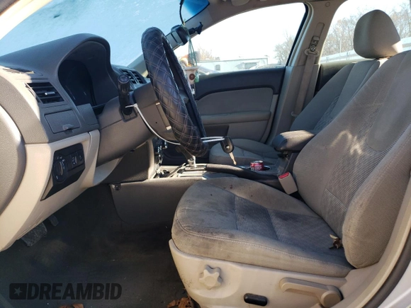 2010 Ford Fusion SE with VIN 3FAHP0HA5AR335550, listed as a Copart auction lot 49615935 with 243,934 mi miles and Non Repairable. Bid and sale history available at DreamBid. Image 7.