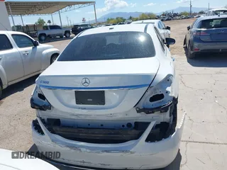 2019 Mercedes-Benz C 300 z VIN 55SWF8DBXKU298367, wystawiony jako IAAI lot #42183443 z przebiegiem 74 433 mil mil oraz . Historia ofert i sprzedaży dostępna na DreamBid. Obrazek 17.