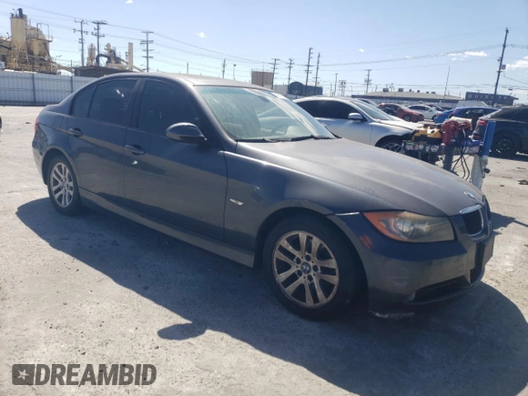 2006 BMW 3 Series 325i with VIN WBAVB13556PT26158, listed as a Copart auction lot 47475865 with 111,582 mi miles and Salvage Title. Bid and sale history available at carsss.com. Image 4.