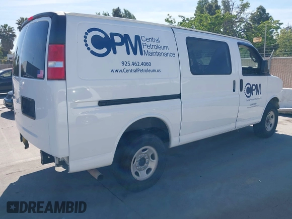 2017 Chevrolet Express Cargo with VIN 1GCWGAFFXH1338924, listed as a IAAI auction lot 42190304 with Not Provided miles and . Bid and sale history available at DreamBid. Image 4.