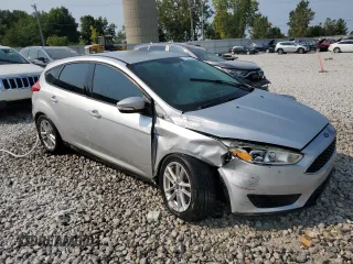 2015 Ford Focus SE with VIN 1FADP3K23FL332086, listed as a Copart auction lot 71199274 with 124,209 mi miles and Clean Title. Bid and sale history available at carsss.com. Image 4.