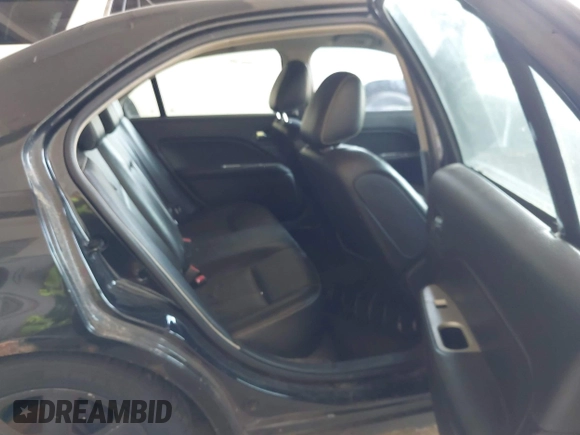 2010 Mercury Milan Premier with VIN 3MEHM0JA5AR617540, listed as a IAAI auction lot 42467054 with 199,875 mi miles and . Bid and sale history available at DreamBid. Image 8.