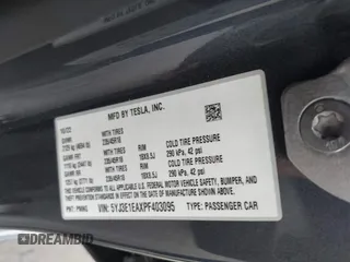 2023 Tesla Model 3 z VIN 5YJ3E1EAXPF403095, wystawiony jako IAAI lot #42151764 z przebiegiem 17 872 mil mil oraz . Historia ofert i sprzedaży dostępna na DreamBid. Obrazek 9.