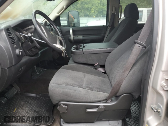 2008 Chevrolet Silverado 3500HD DRW LTZ with VIN 1GCJK33608F165622, listed as a Copart auction lot 68082424 with 0 mi miles and Salvage Title. Bid and sale history available at carsss.com. Image 7.