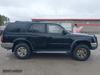 1998 Toyota 4Runner SR5 with VIN JT3HN86R2W0143134, listed as a IAAI auction lot 41971295 with 301,227 mi miles. Bid and sale history available at carsss.com. Image 14.