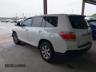 2013 Toyota Highlander with VIN 5TDZA3EH1DS037033, listed as a IAAI auction lot 39453343 with 163,149 mi miles and . Bid and sale history available at DreamBid. Image 3.
