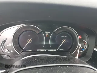 2019 BMW 5 Series 530i with VIN WBAJA5C52KWW14762, listed as a Copart auction lot 86589314 with 36,035 mi miles and Salvage Title. Bid and sale history available at carsss.com. Image 9.