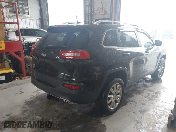 2016 Jeep Cherokee Limited with VIN 1C4PJMDSXGW233096, listed as a IAAI auction lot 42337333 with 39,475 mi miles and . Bid and sale history available at DreamBid. Image 4.