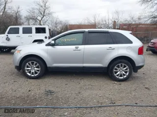 2011 Ford Edge SEL with VIN 2FMDK4JC1BBA91014, listed as a IAAI auction lot 41833499 with 200,150 mi miles. Bid and sale history available at carsss.com. Image 14.