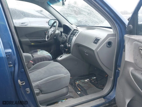 2006 Hyundai Tucson GLS with VIN KM8JN72D66U311444, listed as a IAAI auction lot 41866138 with NaN miles. Bid and sale history available at carsss.com. Image 5.