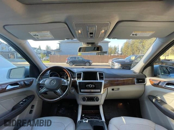 2015 Mercedes-Benz GL-Class GL 350 BlueTEC with VIN 4JGDF2EE6FA496002, listed as a Copart auction lot 52011744 with 136,993 mi miles. Bid and sale history available at carsss.com. Image 9.