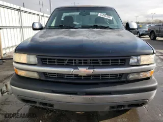 2001 Chevrolet Silverado 1500 LS with VIN 1GCEK14T31Z305015, listed as a Copart auction lot 51655555 with 280,104 mi miles and Salvage Title. Bid and sale history available at carsss.com. Image 5.