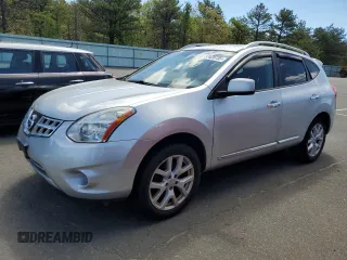 2011 Nissan Rogue S z VIN JN8AS5MV4BW669104, wystawiony jako Copart lot #57426735 z przebiegiem 132 021 mil mil oraz Tytuł czysty. Historia ofert i sprzedaży dostępna na DreamBid. Obrazek 1.